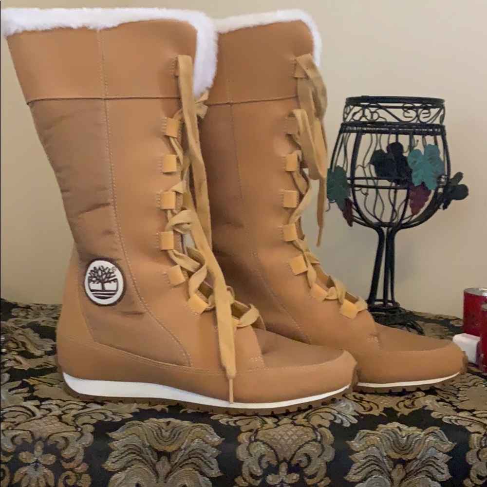 Shoes - Picture 2 of 3
